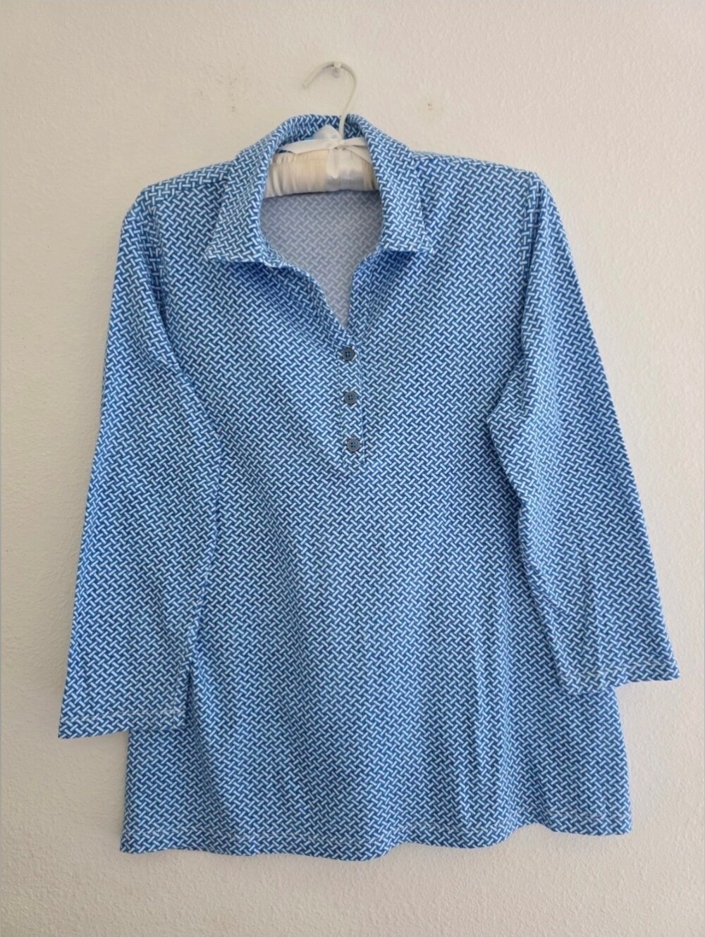 J.Mclaughlin Polo Top In Blue/White Geometric Print Cotton Blend 3/4 Sleeve Sz L